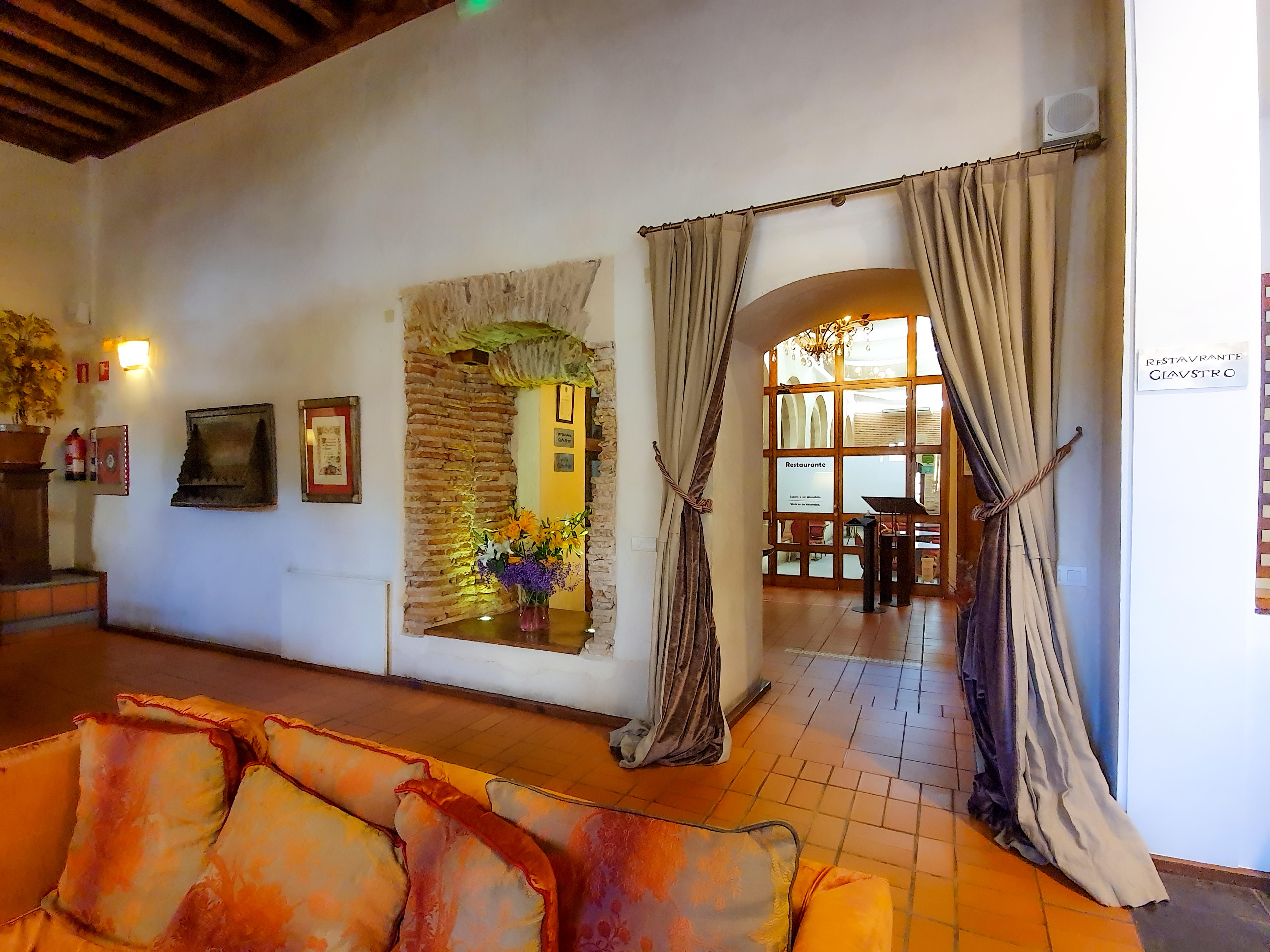 Hotel San Antonio El Real