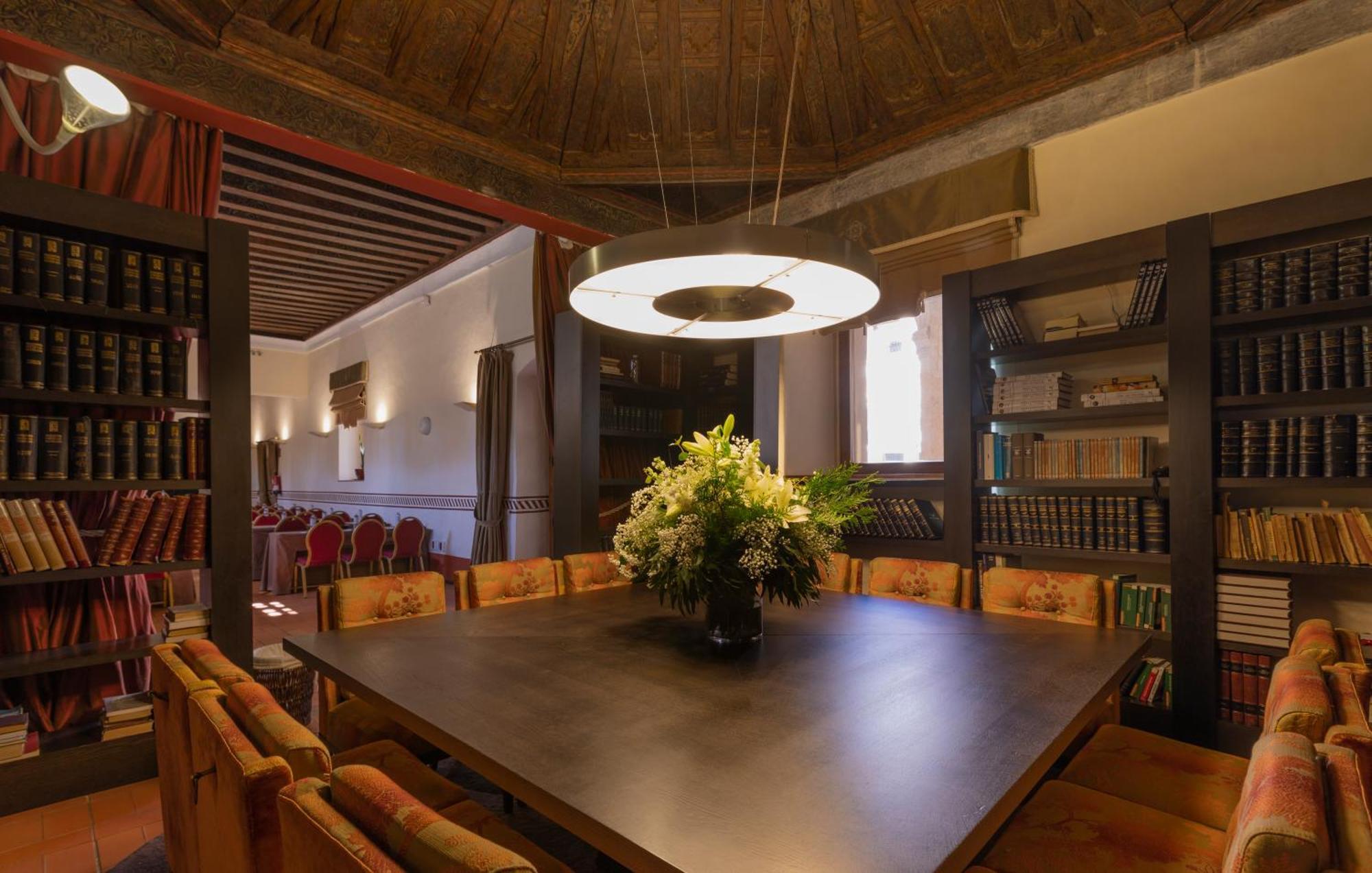Hotel San Antonio El Real 4*
