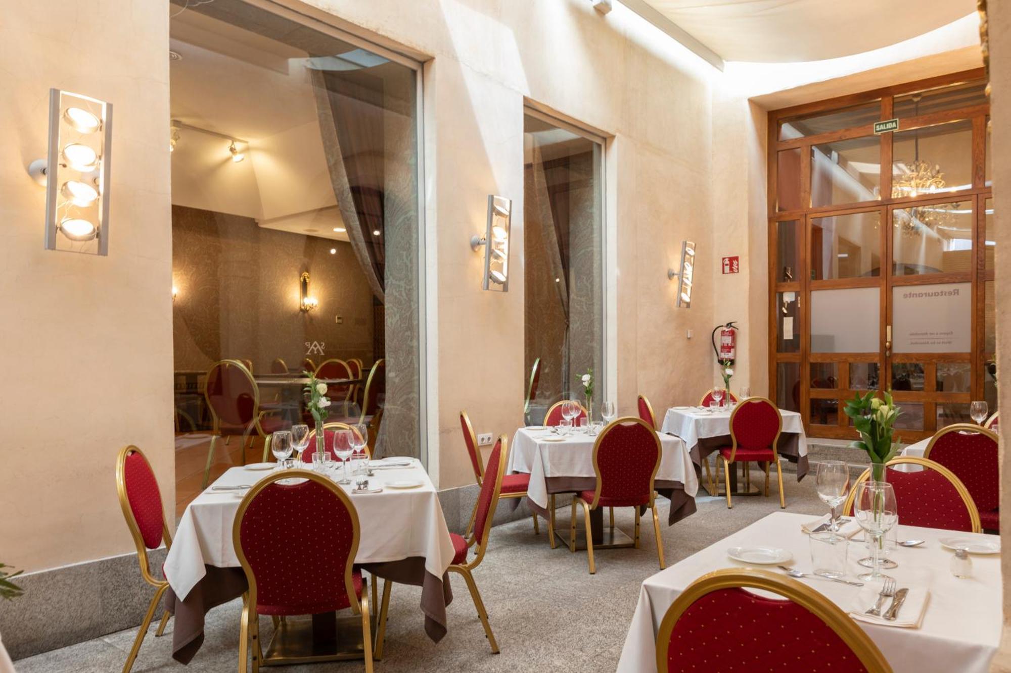 Hotel San Antonio El Real 4*